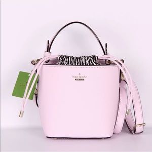 🌸👑ISO🌸👑 Kate Spade Pippa Bucket Pink Lemonade